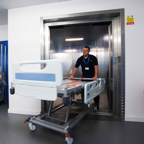Thang máy bệnh viện - TP005